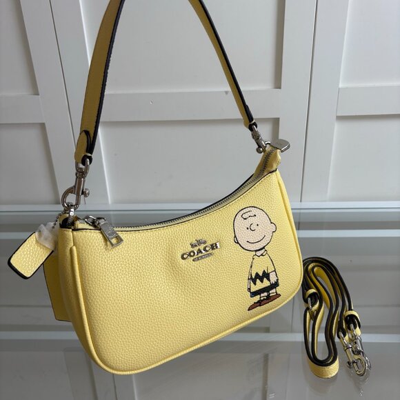 Coach X Peanuts Teri Shoulder Bag With Charlie Brown CBJ83 Authentic - Picture 1 of 9